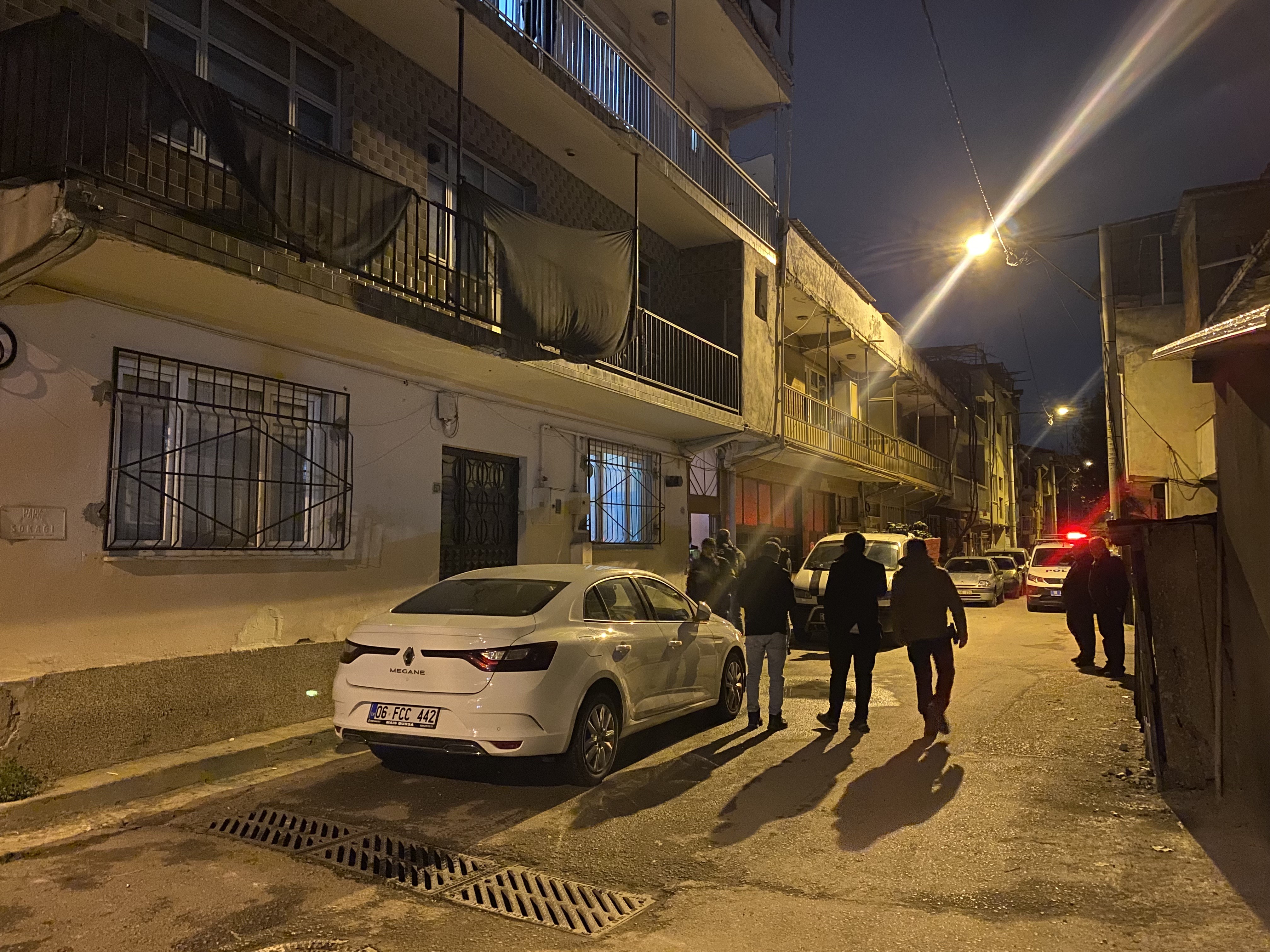 Evde Dehşet Anları Oğul, Babasını Bıçakladı (3)