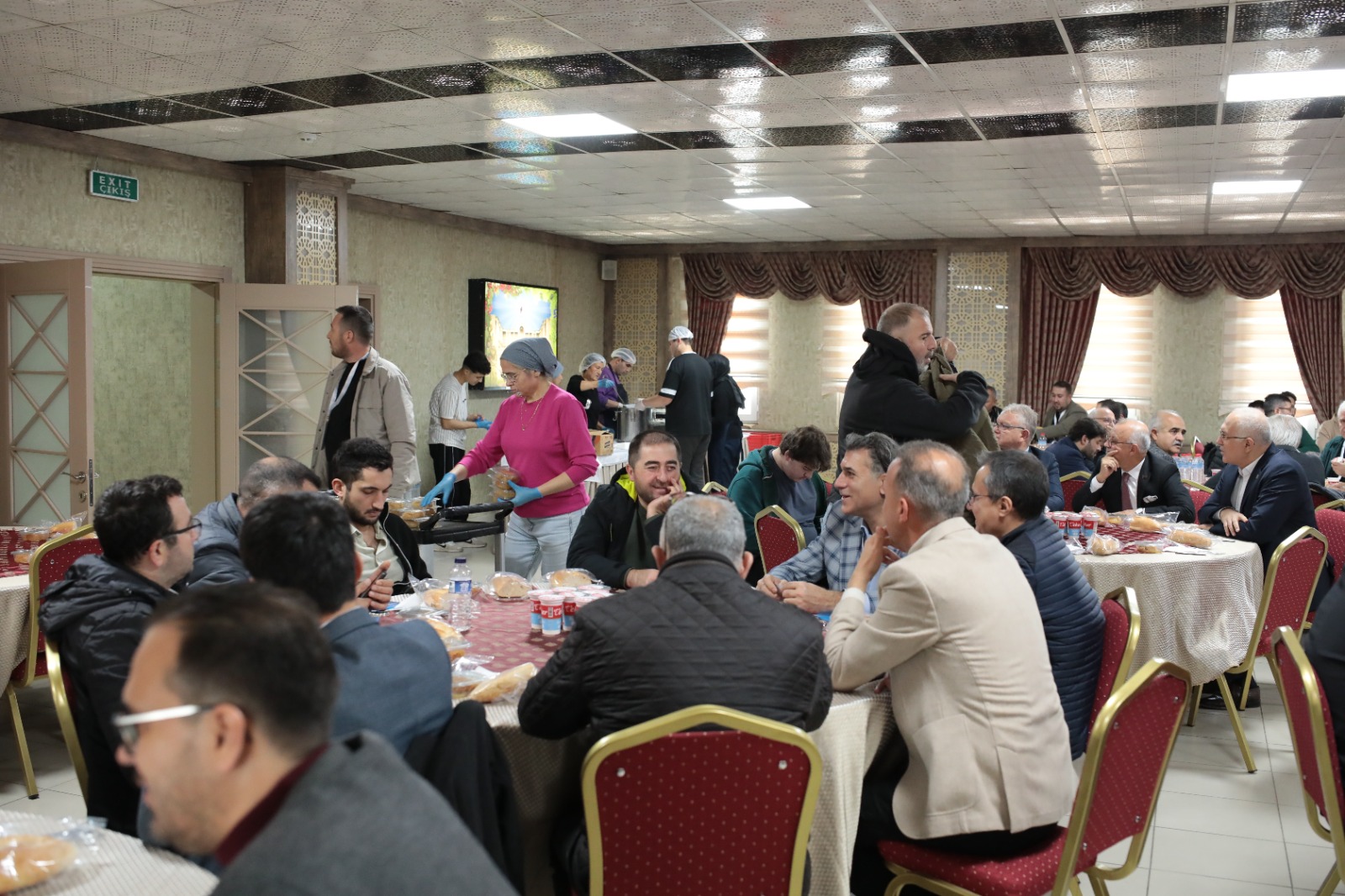 F5184A66 53Db 40Fc A955 Df87462C2D2D