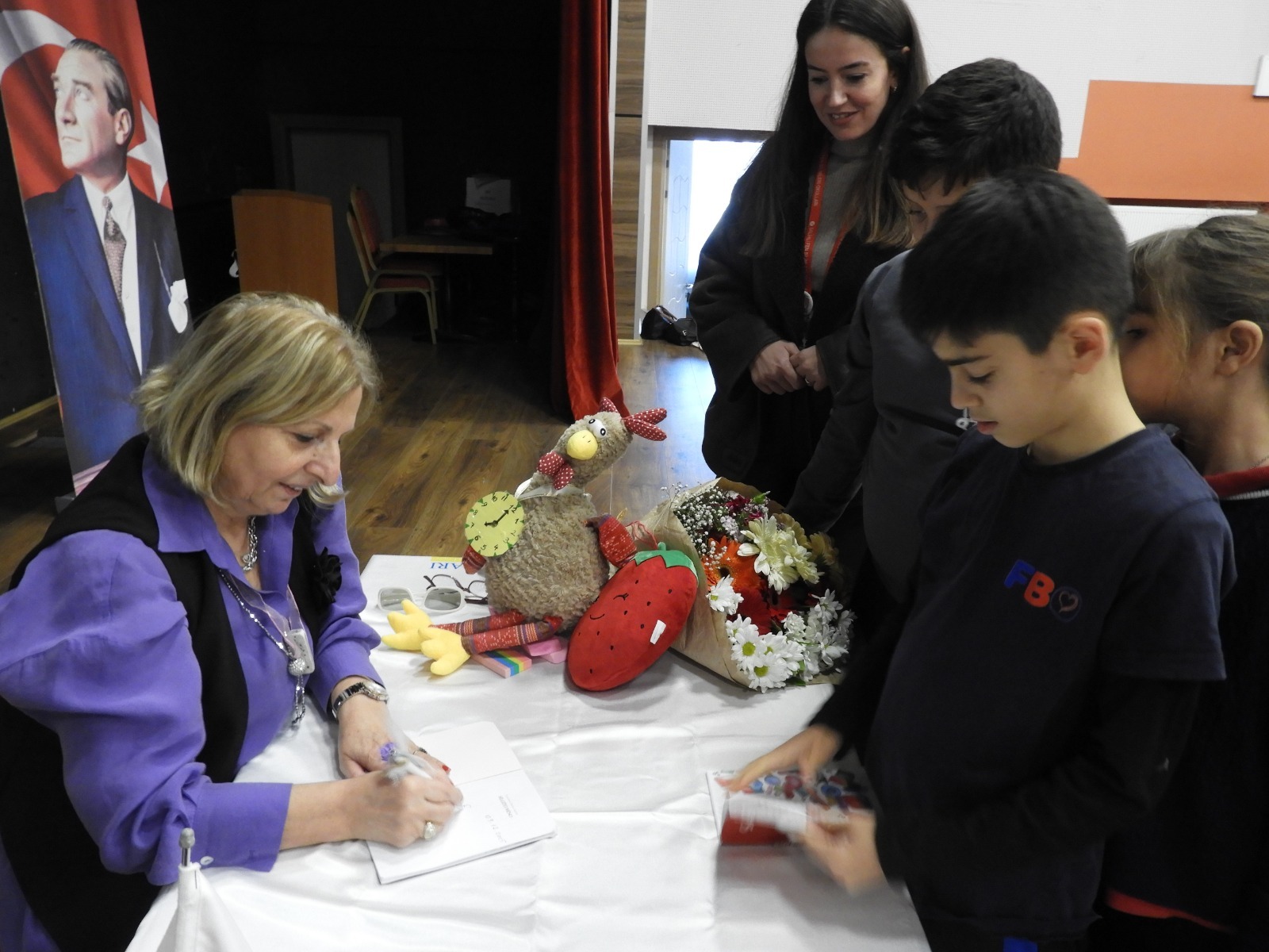 Fen Bilimleri Okulları’nda Ilham Veren Okur–Yazar Buluşması (1)