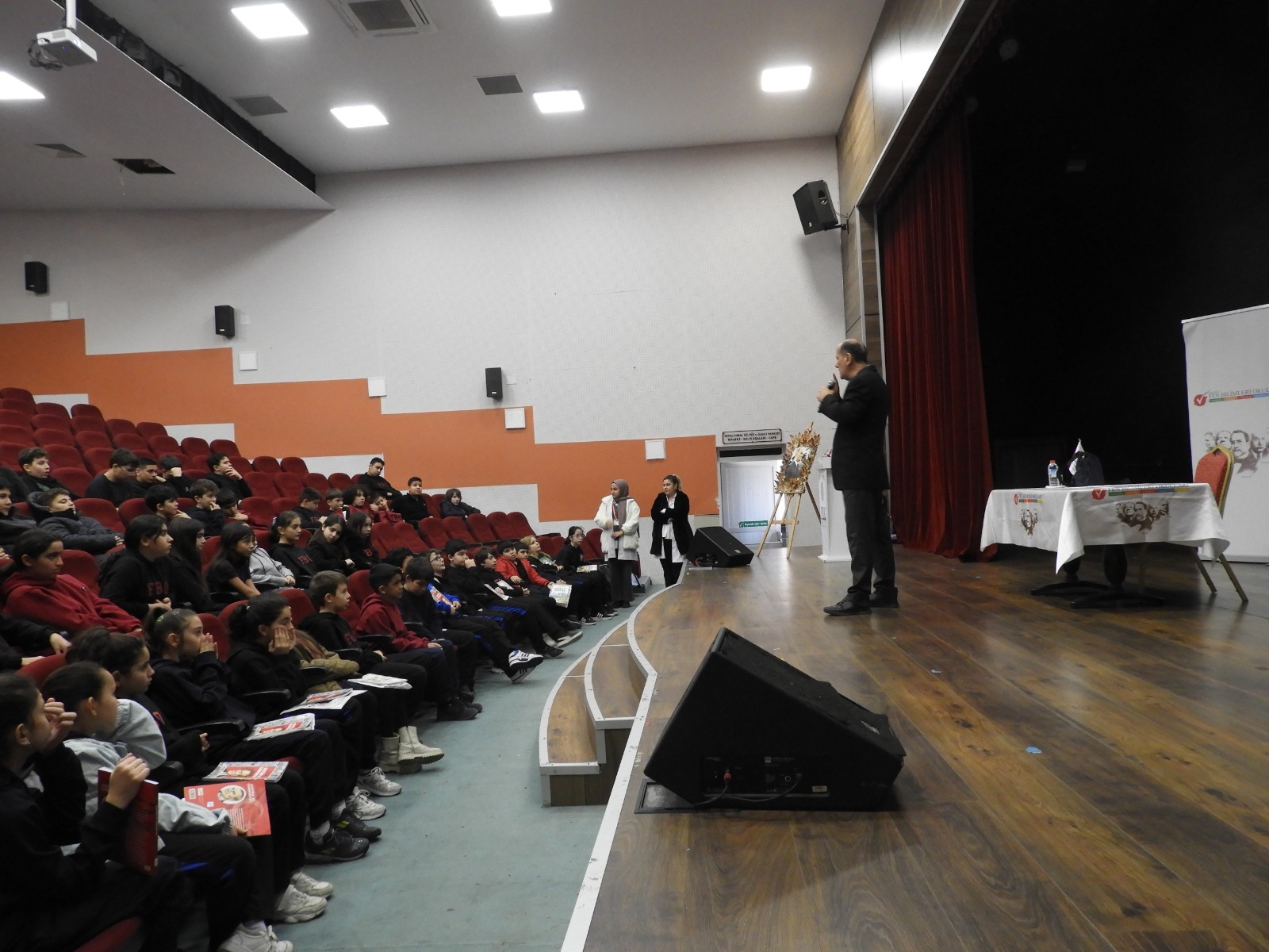 Fen Bilimleri Okulları’nda Ilham Veren Okur–Yazar Buluşması (4)