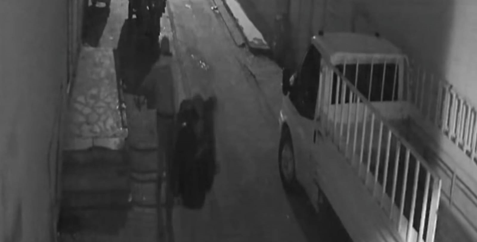 Hırsızlardan Pes Dedirten Rahatlık Koşu Bandını Saniyeler Içinde Çaldılar! (6)