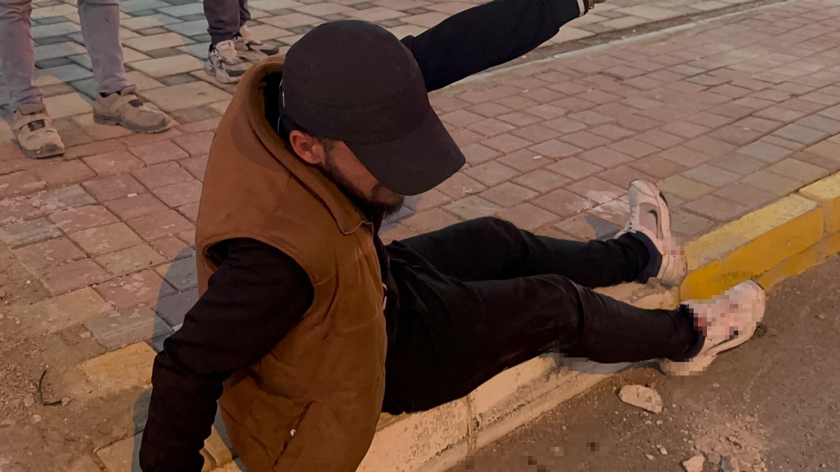 Kaldırımda Dehşet Sigara Verdi, Yumruk Ve Bıçak Yedi (6)