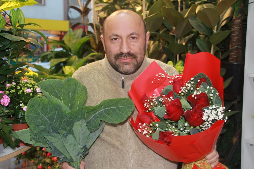 Karadenizden Dunyaya Ozgun Fikir Gul Buketinde Karalahana Donemi (1)-1