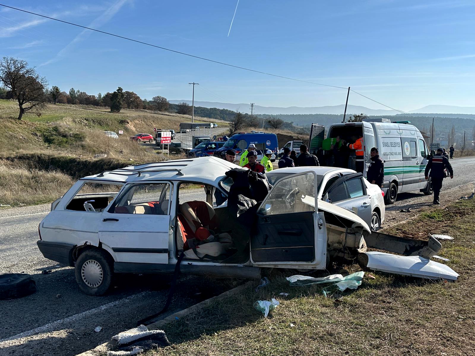 Kavşakta Korkunç Çarpışma! Yaşlı Çift Kazada Hayatını Kaybetti (2)