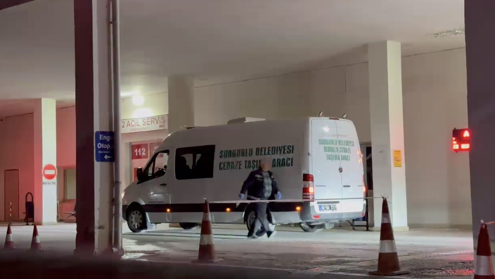 Komsularin Kapisina Biraktigi Yumurtalar Dokunulmamisti Gercek Iceri Girince Anlasildi (3)