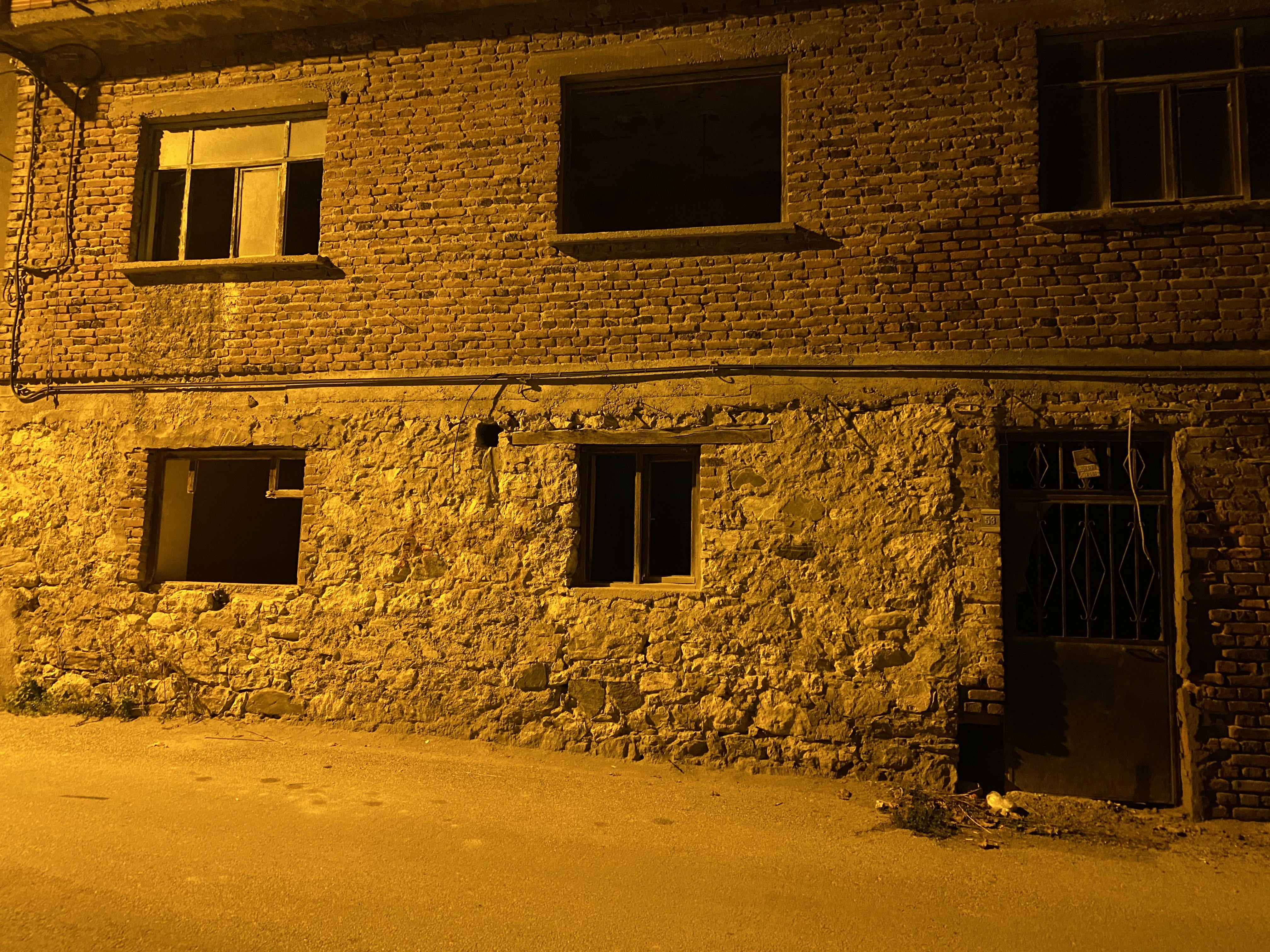 Komşunun Şüphesi Acı Gerçeği Ortaya Çıkardı! Yaşlı Adam Ölü Bulundu (2)