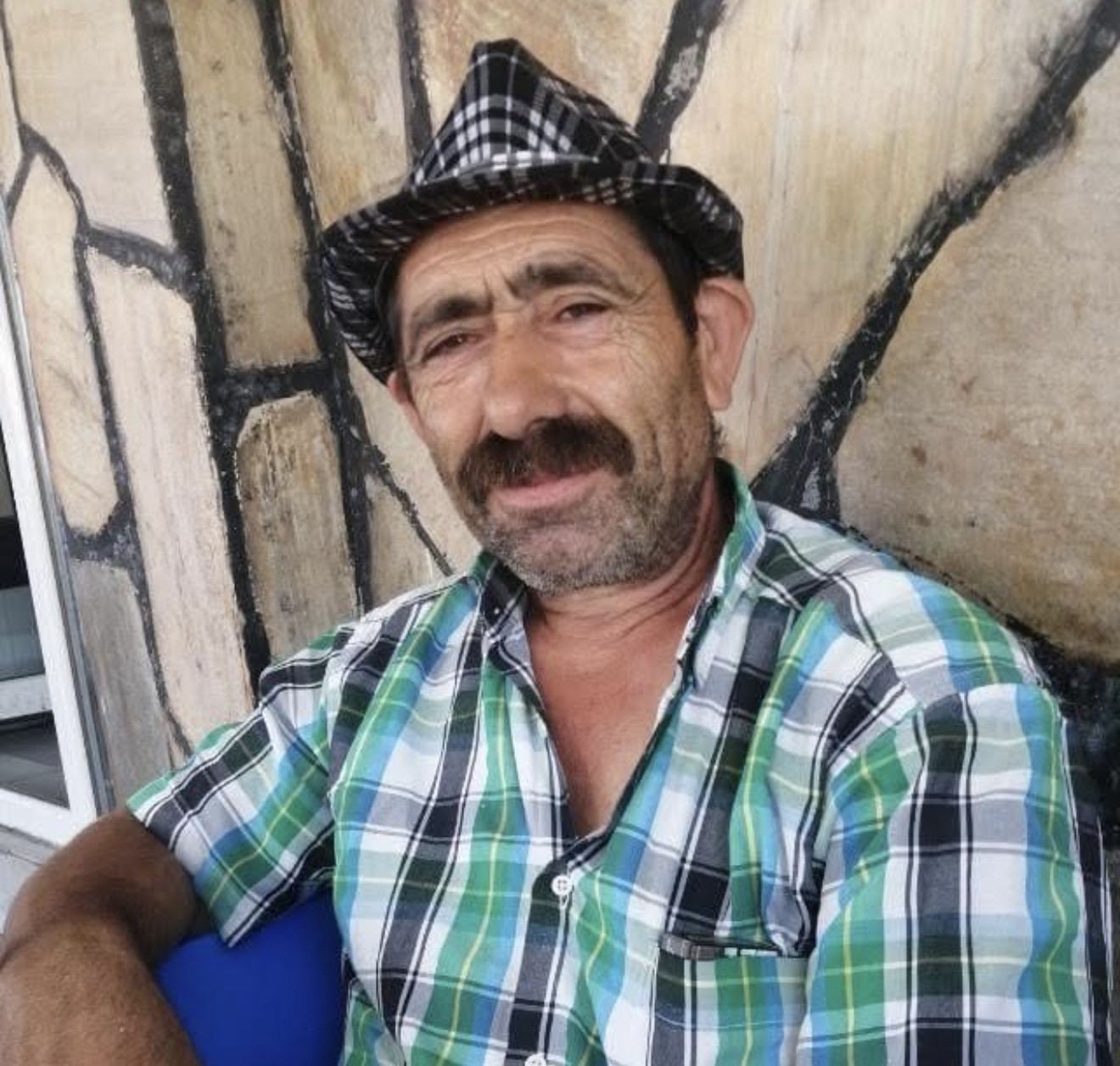 Komşusuna Yardım Etmek Istedi Sonu Felaketle Bitti Ağaç Dalı Can Aldı! (7)