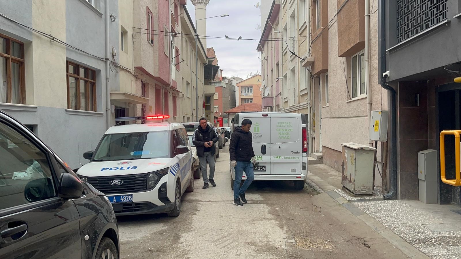 Kontrol Için Girilen Dairede Acı Manzara 43 Yaşındaki Adam Ölmüş Bulundu (4)