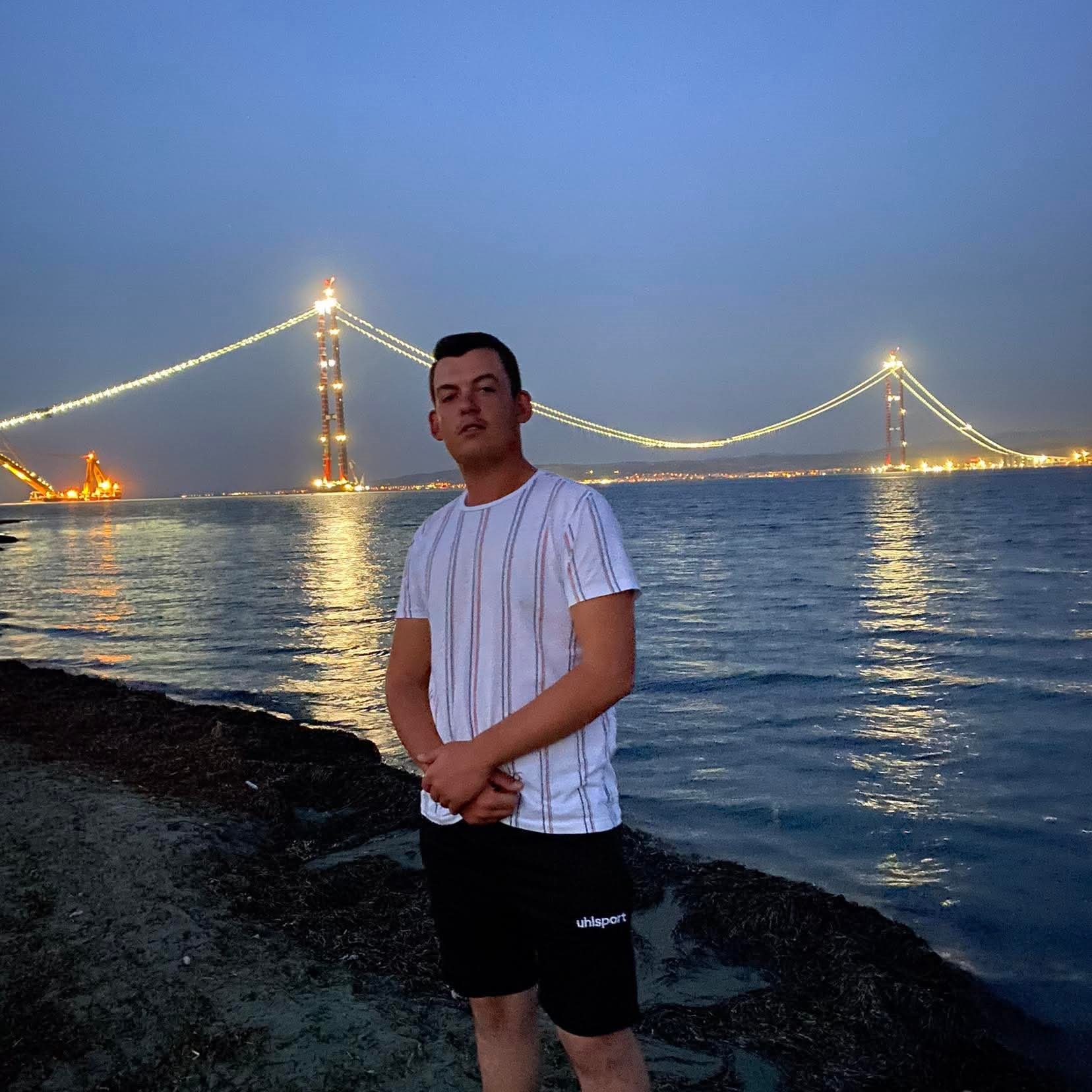 Kontrolden Çıkan Otomobil Ağaca Saplandı Acı Haber Olay Yerinden Geldi (4)