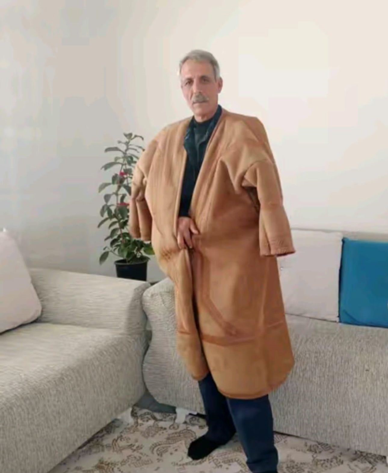 Korkunç Kaza! Kamyonetle Çarpışan Motosiklet Sürücüsü Hayatını Kaybetti (2)