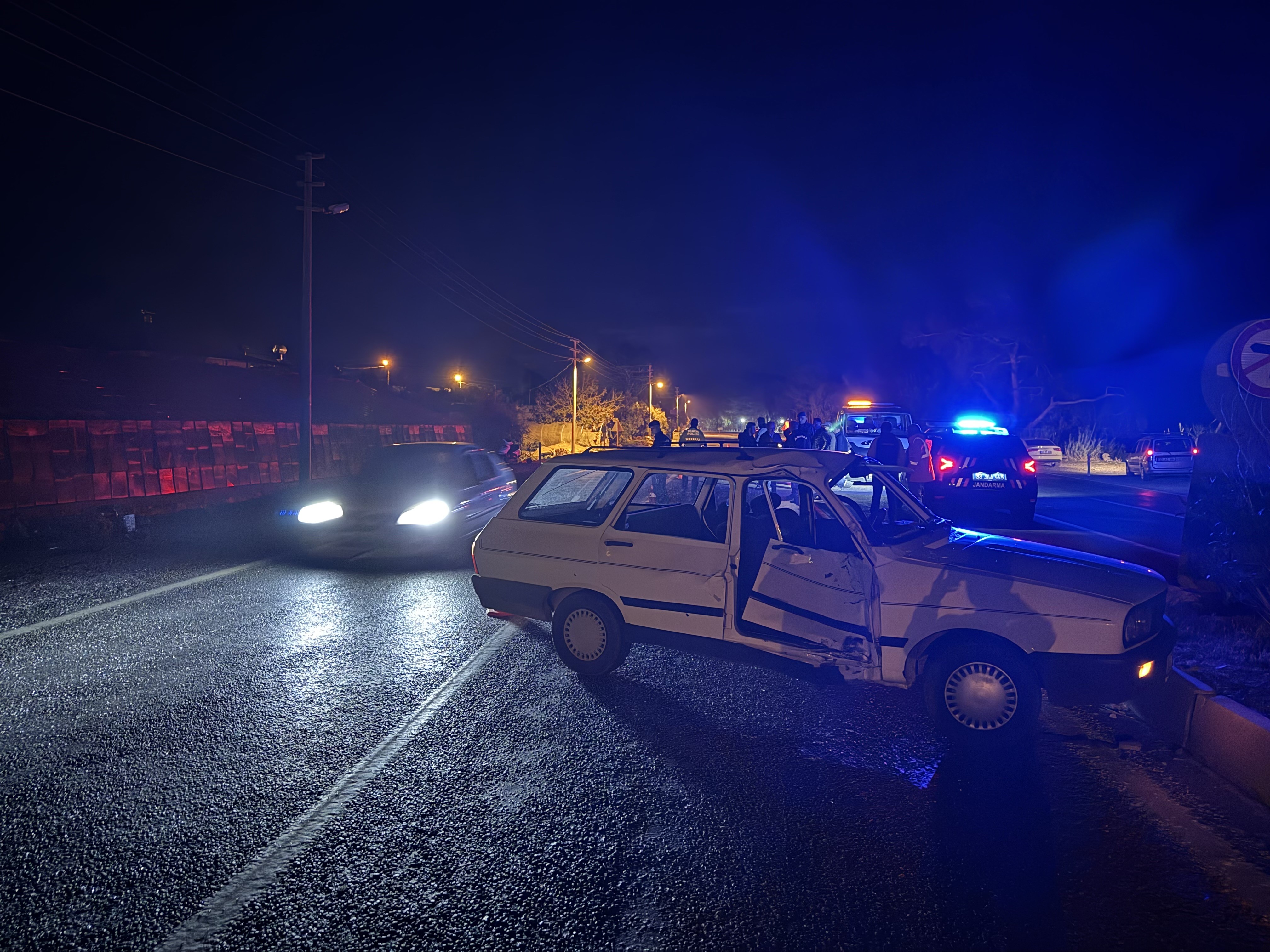 Korkunç Kaza Motosiklet Parçalandı, Sürücü Yaşam Savaşı Veriyor (5)