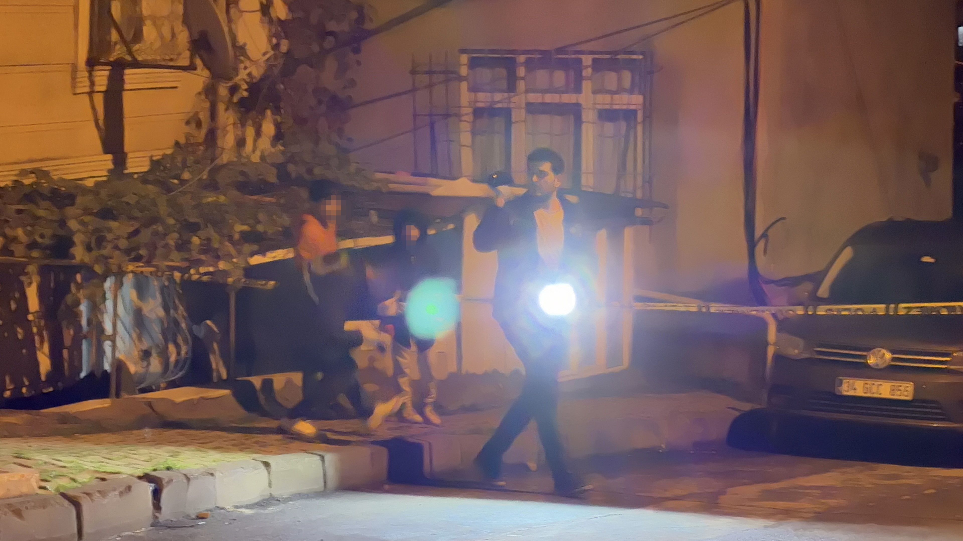 Kovalamaca Sonu Kanlı Bitti 19 Yaşındaki Gence Kurşun Yağdı, 13 Yaşındaki Çocuk Yaralandı (2)