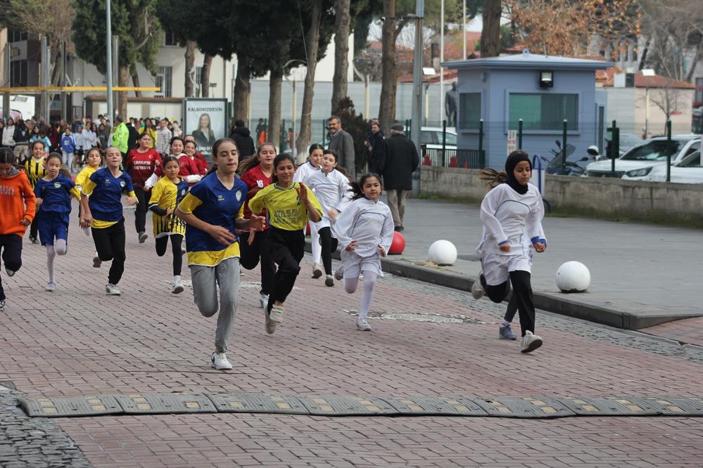 Kulada Ataturk Kir Kosusu Coskusu (1)