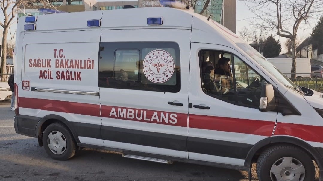 Liseli Ogrencilerin Korkulu Ruyasiydi Tacizci Caninin Silahli Saldirisinda Kan Akti 05