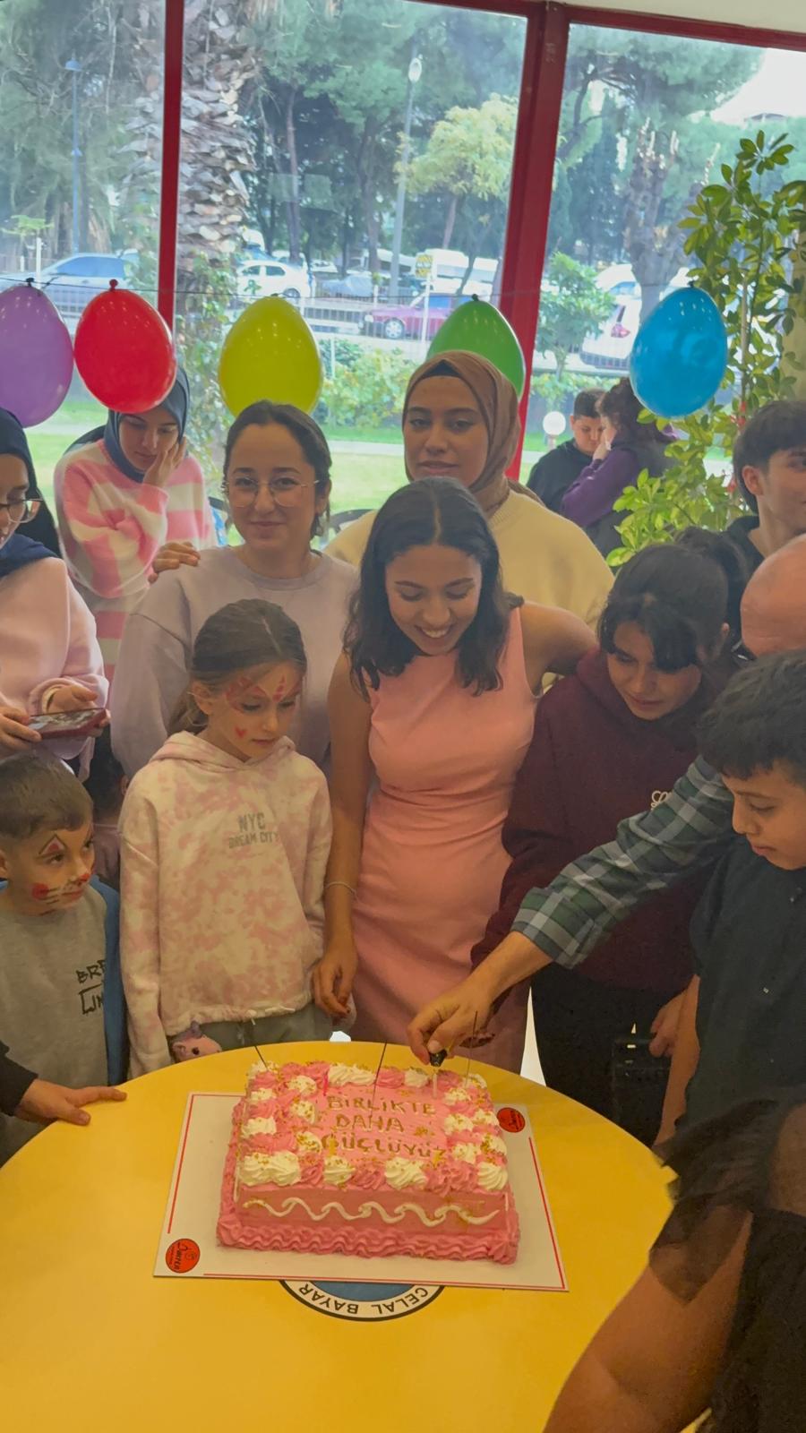 Manisa Otizm Derneği Ve Mcbü’den Anlamlı Farkındalık Etkinliği (2)