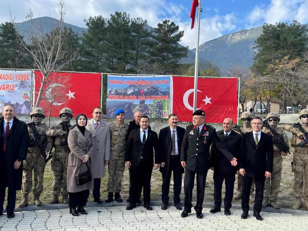 Manisada 1750 Uzman Erbas Gururla Mezun Oldu (4)