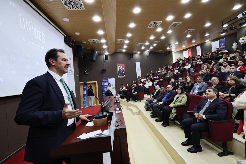 Manisada Ureten Genclere Sertifika Gururu (4)