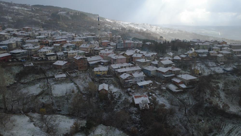 Manisanin Yuksek Kesimlerine Mevsimin Ilk Kari Dustu (3)