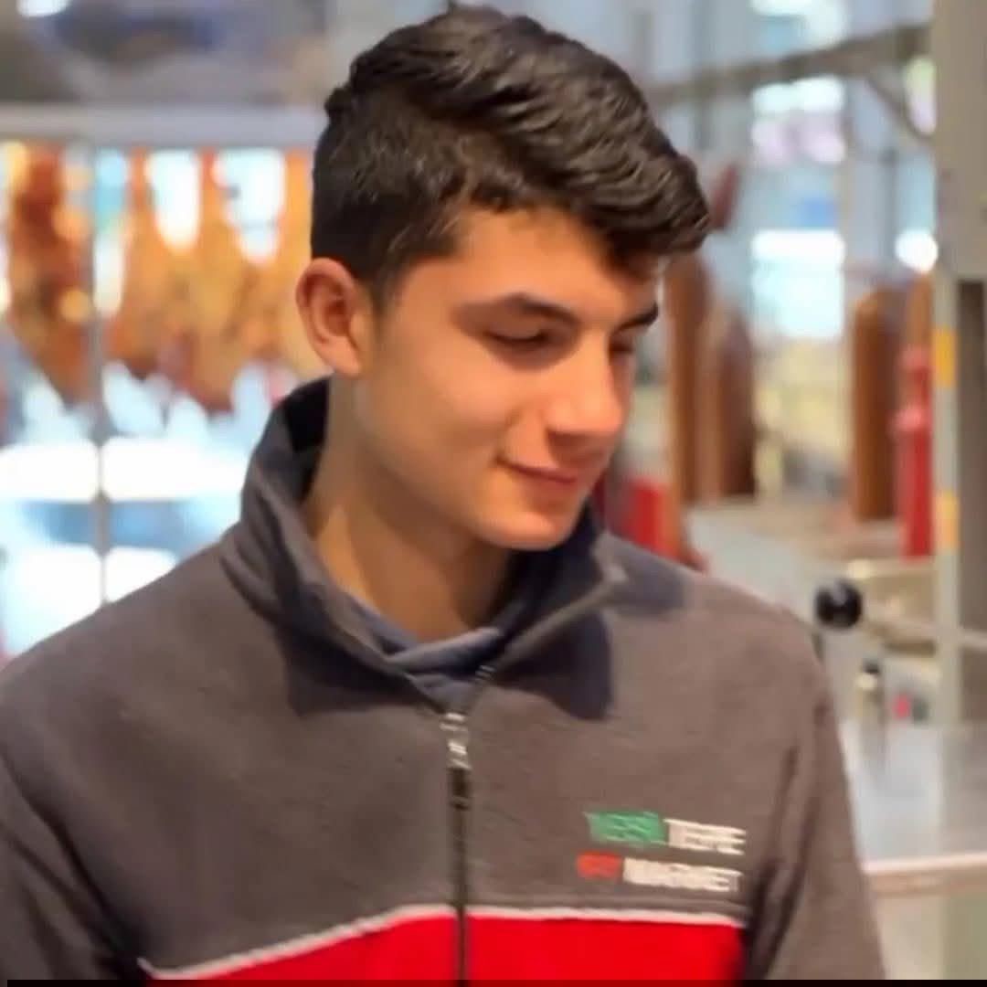 Mezarlıkta Park Halindeki Otomobilde Dehşet 2 Gencin Cansız Bedeni Bulundu (2)