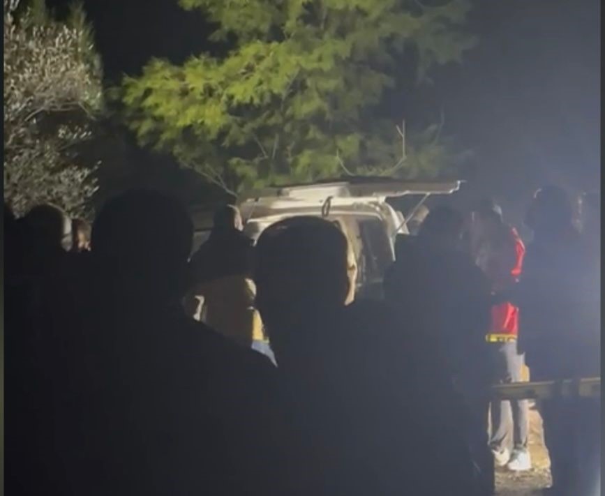 Mezarlıkta Park Halindeki Otomobilde Dehşet 2 Gencin Cansız Bedeni Bulundu (3)