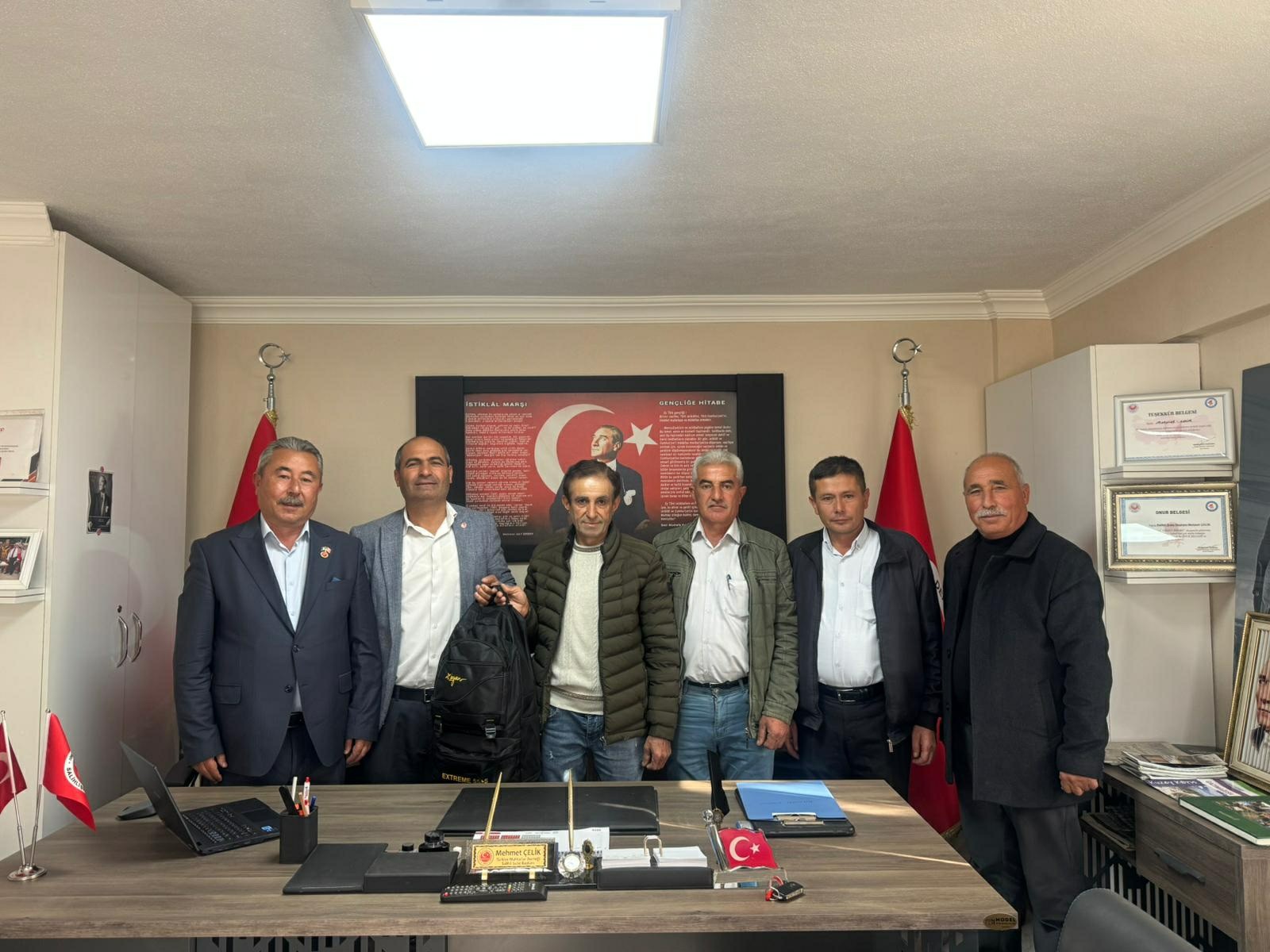 Muhtar Mahmut Akkuzudan Ornek Insanlik Dersi Buldugu Cantayi 1 Ay Boyunca Arayip Sahib (2)~2