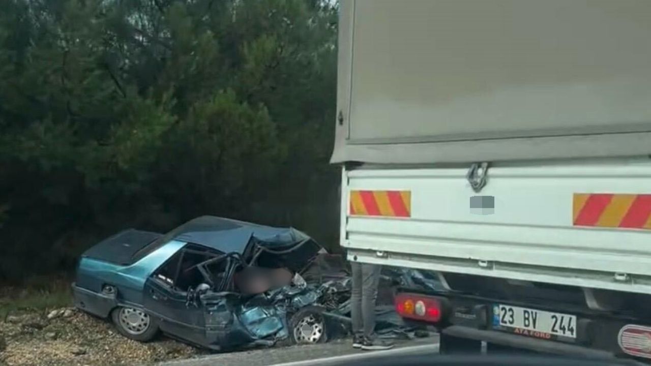 Otomobil Paramparça Oldu İki Yolcu Olay Yerinde Hayatını Kaybetti (4)