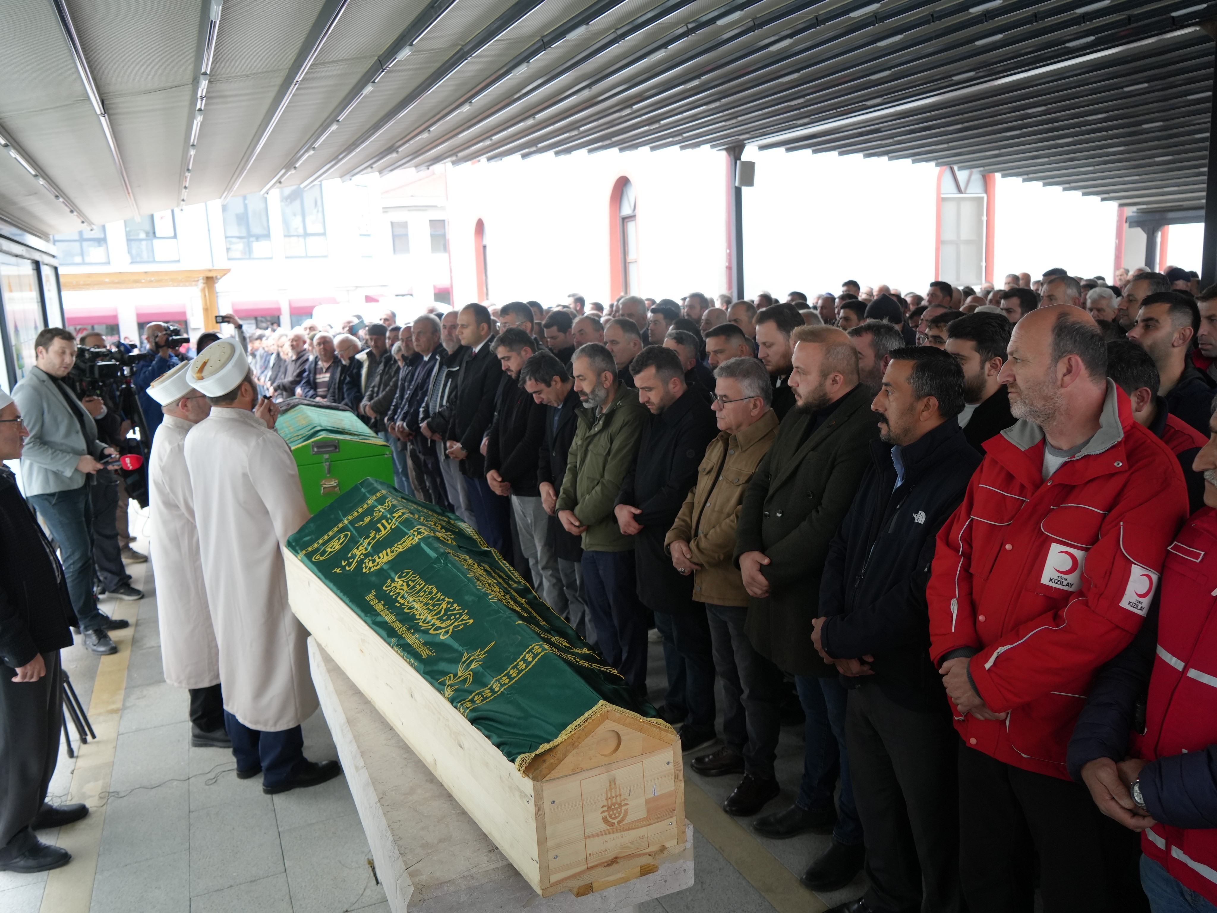 Otopsi Raporu Yürek Yaktı Anne Ve Oğlunun Ölüm Nedeni Belli Oldu (4)