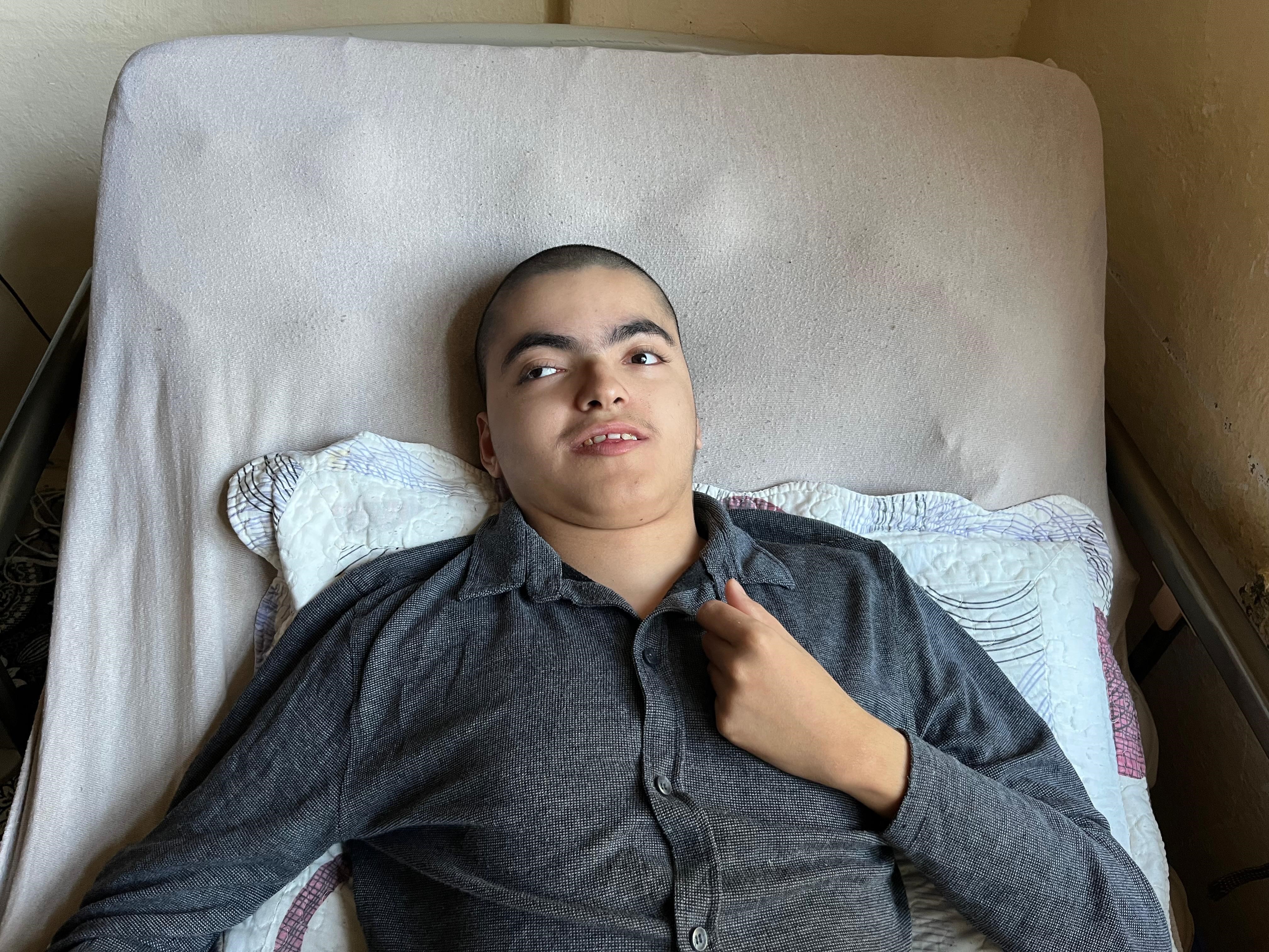 Raylı Asansörle Hayata Tutundu Engelli Gencin Hayatı Değişti (4)