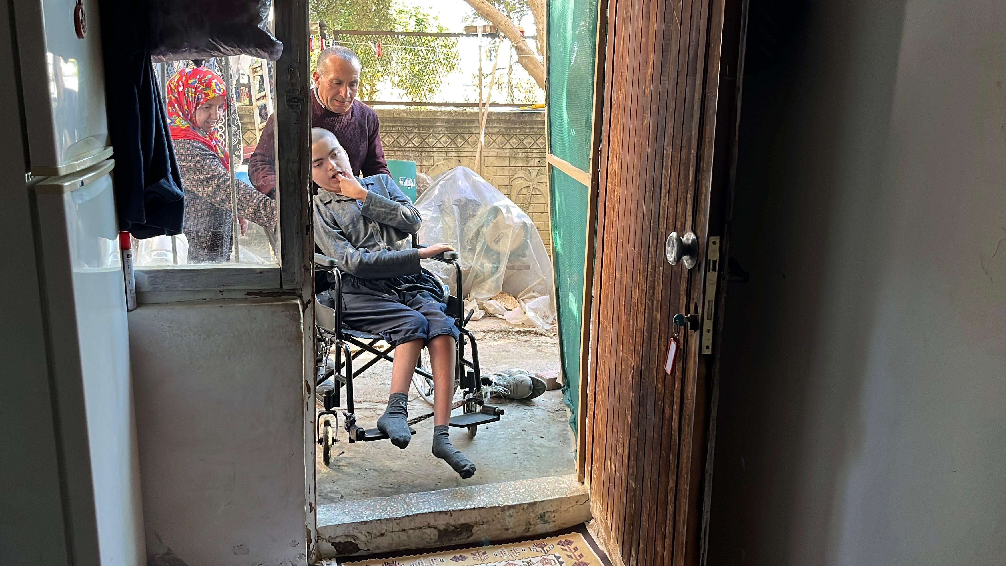 Raylı Asansörle Hayata Tutundu Engelli Gencin Hayatı Değişti (6)