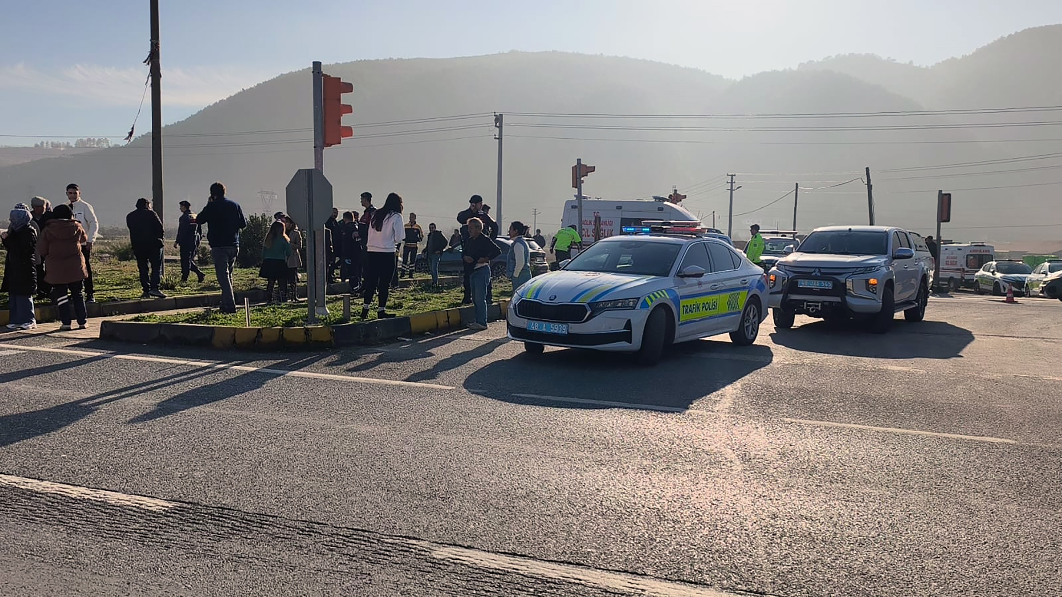 Saglik Camiasini Yasa Bogan Kaza Meslektaslari Bu Kez Onun Icin Olay Yerine Kostu 03