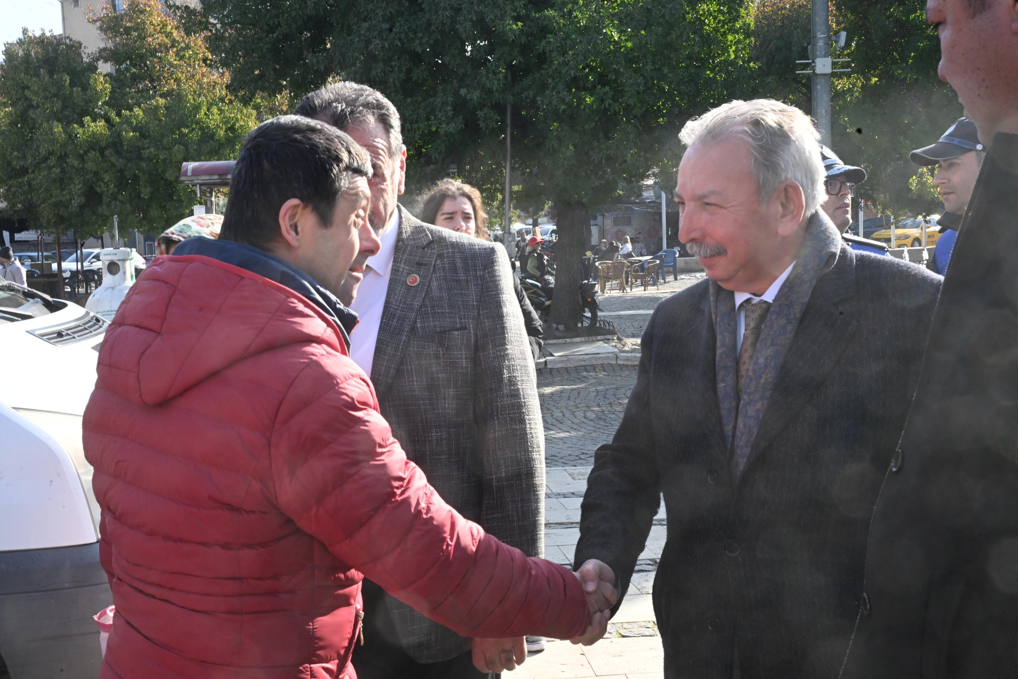 Salihli Belediyesi Gulsah Durbay Icin Lokma Hayri Duzenledi (2)