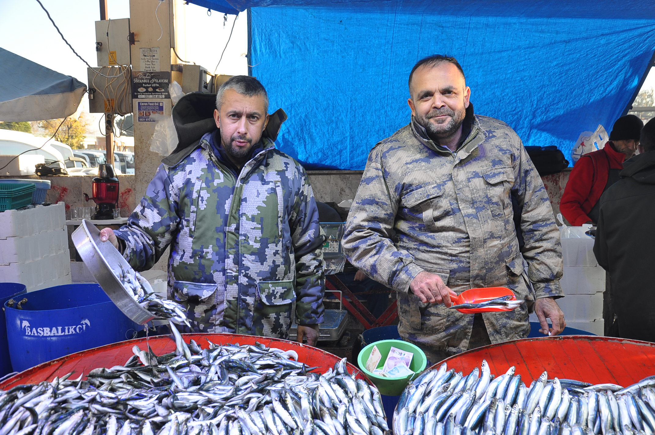 Salihli Carsamba Pazarinda Balik Fiyatlari 17 Aralik Carsamba Pazarin En Pahalisi Barb (19)