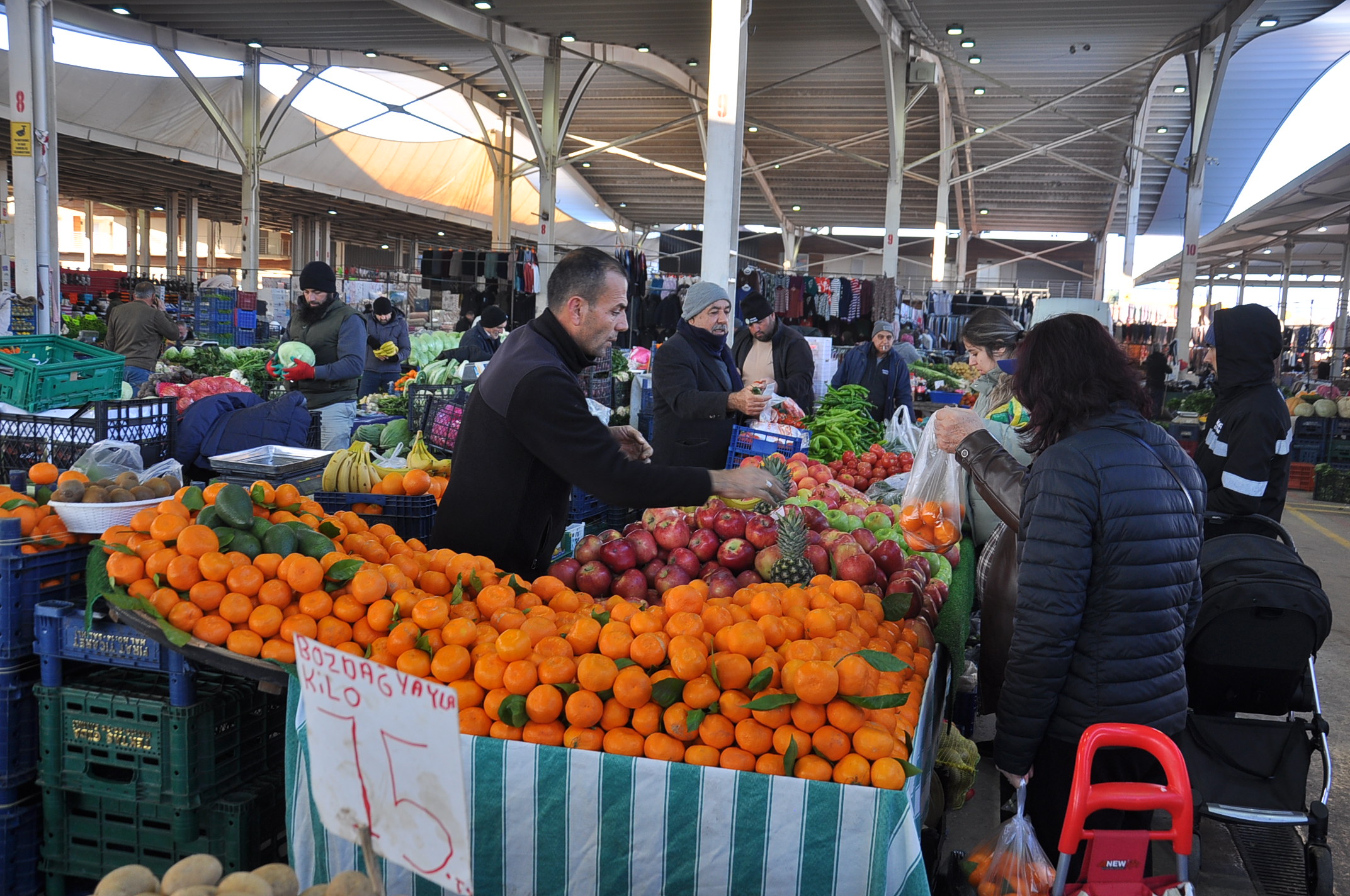 Salihli Icin Pazardaki Guncel Fiyatlar 17 Aralik Carsamba Salatalik 70 Tlyi Gordu (18)