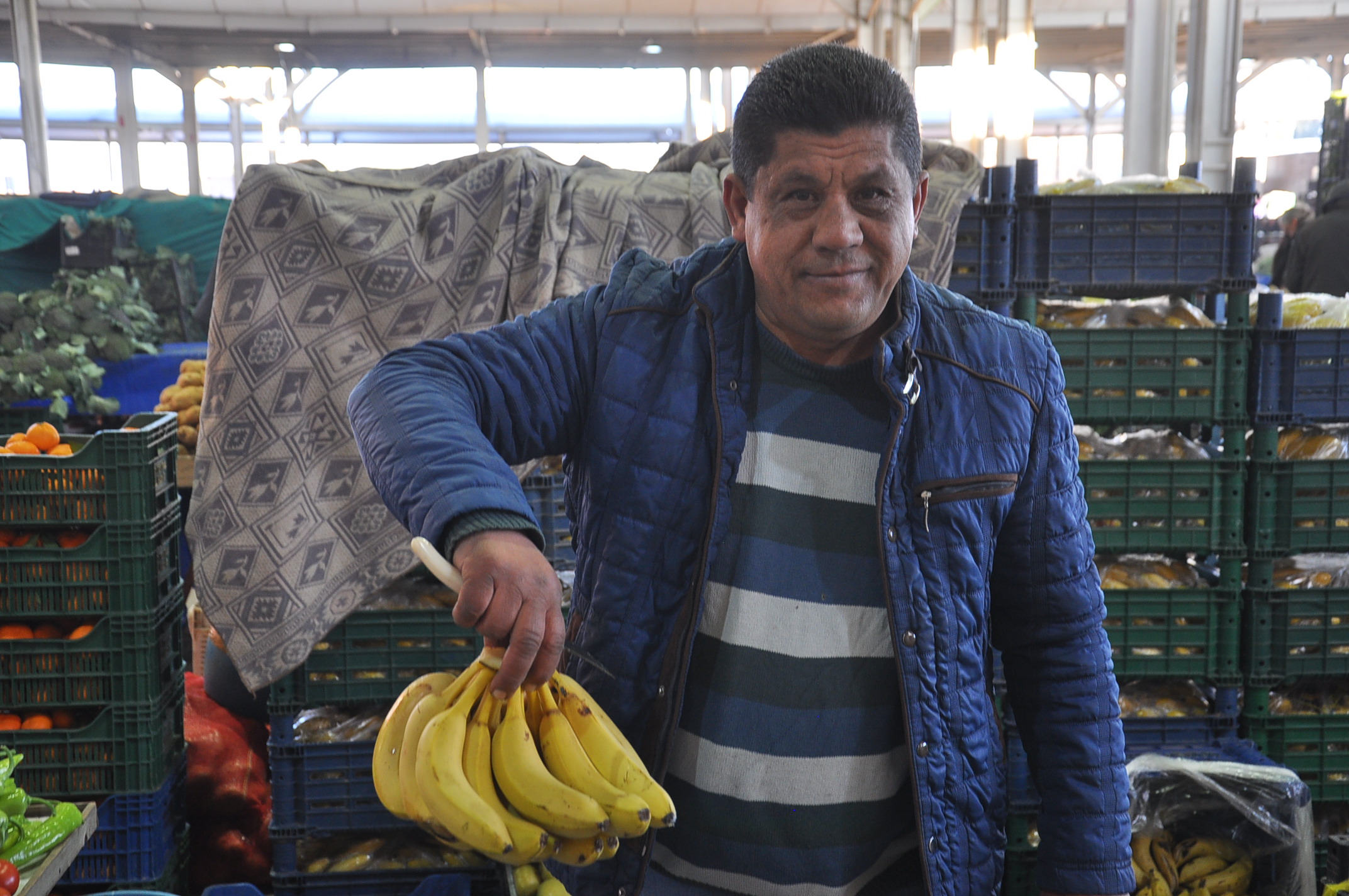 Salihli Icin Pazardaki Guncel Fiyatlar 17 Aralik Carsamba Salatalik 70 Tlyi Gordu (3)