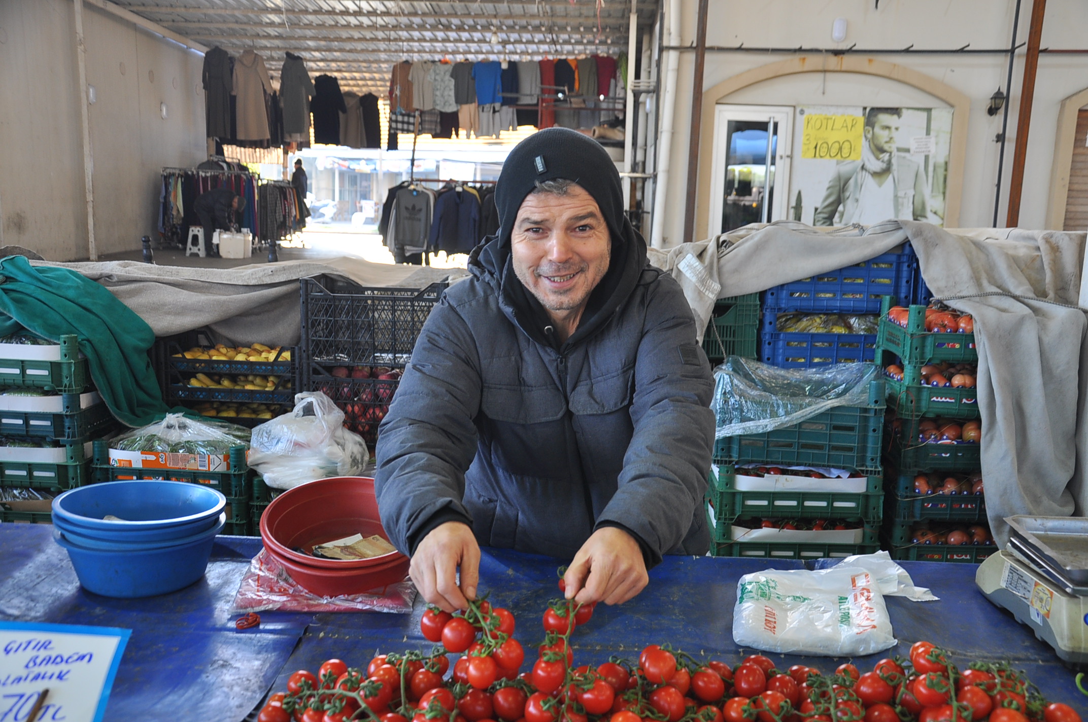Salihli Icin Pazardaki Guncel Fiyatlar 17 Aralik Carsamba Salatalik 70 Tlyi Gordu (6)