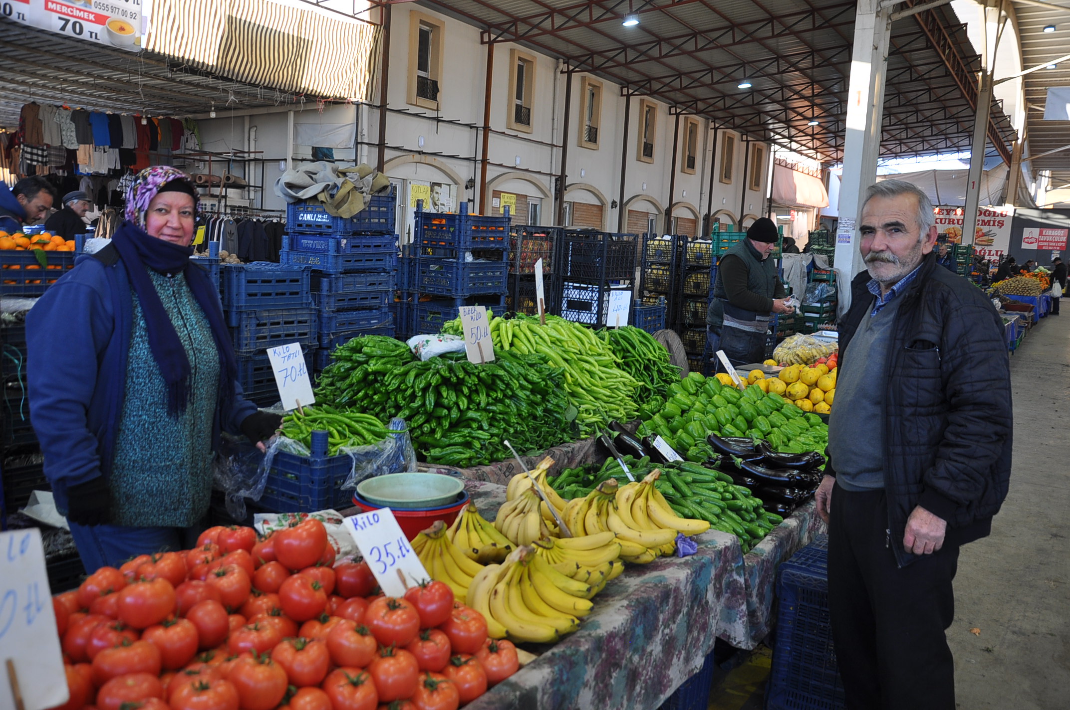 Salihli Icin Pazardaki Guncel Fiyatlar 17 Aralik Carsamba Salatalik 70 Tlyi Gordu (8)