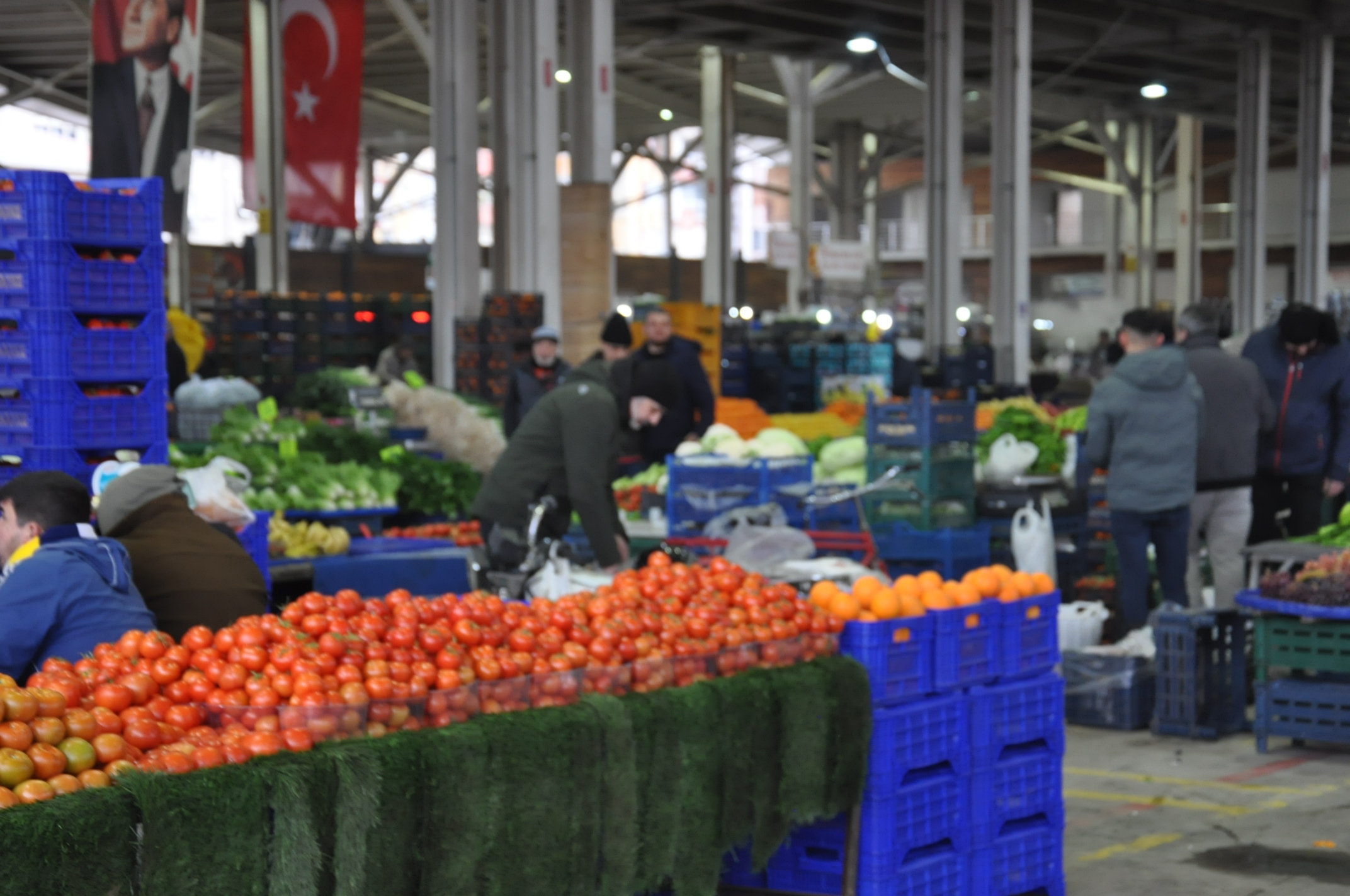 Salihli Icin Pazardaki Guncel Fiyatlar 31 Aralik Carsamba Pazaryerinde Yilbasi Telasi (7)
