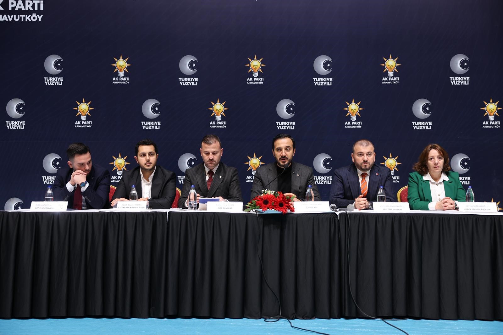 Siyasi Dengeleri Değiştiren Katılımlar! Chp’li 2 Meclis Üyesi Ve 150 Kişi Ak Parti Rozeti Taktı (6)