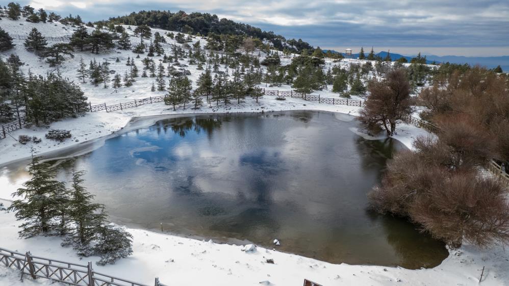 Spil Dagi Mevsimin Ilk Kariyla Beyaza Burundu (1)-1