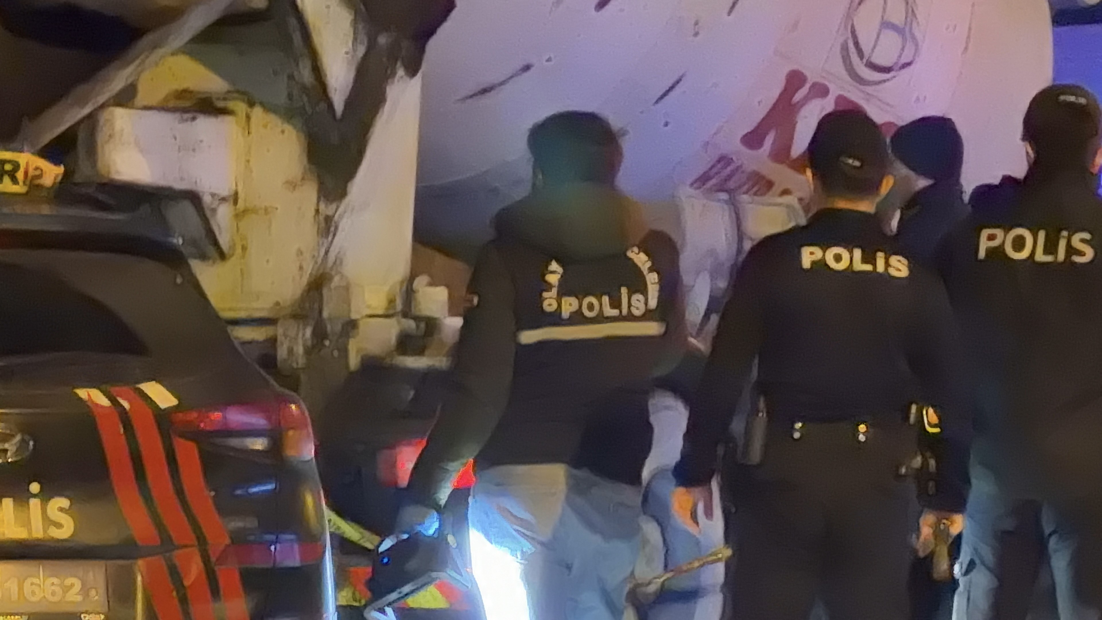 Temizlik Kabusa Döndü Sürücü Beton Mikserine Düşüp Feci Şekilde Can Verdi (3)