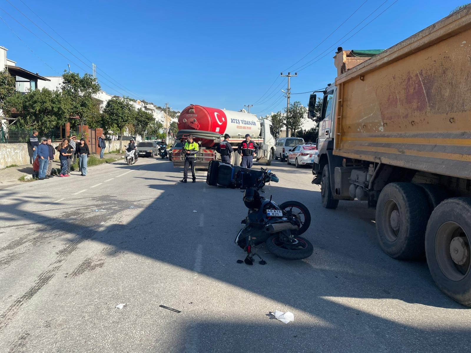 Trafik Kurbanı Oldu Kazadan Sağ Çıktı, Hastanede Hayatını Kaybetti (4)
