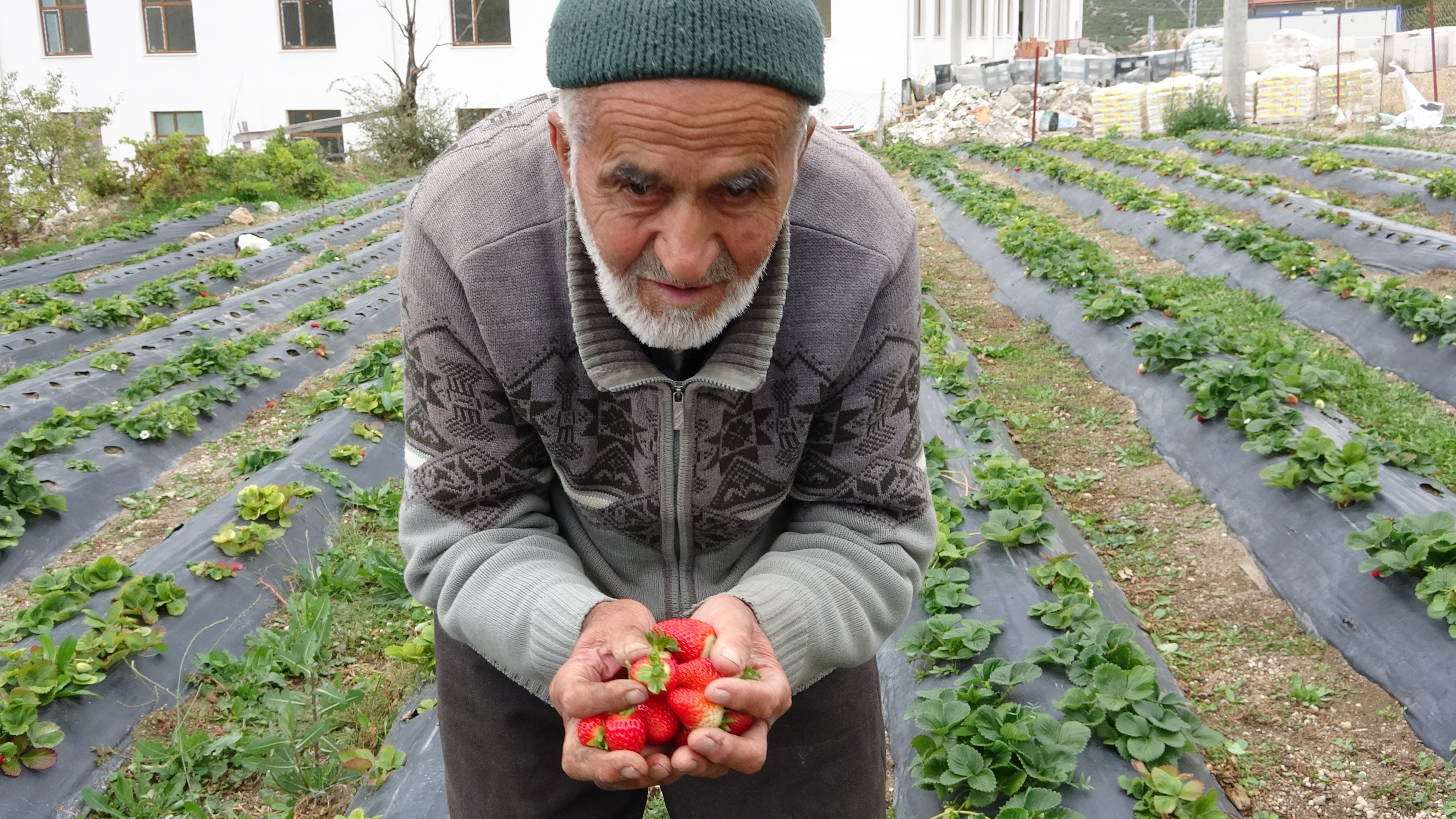 Turkiyenin Tanidigi Ibrahim Dededen Aci Haber Son Nefesini Hayir Yaparken Verdi 01