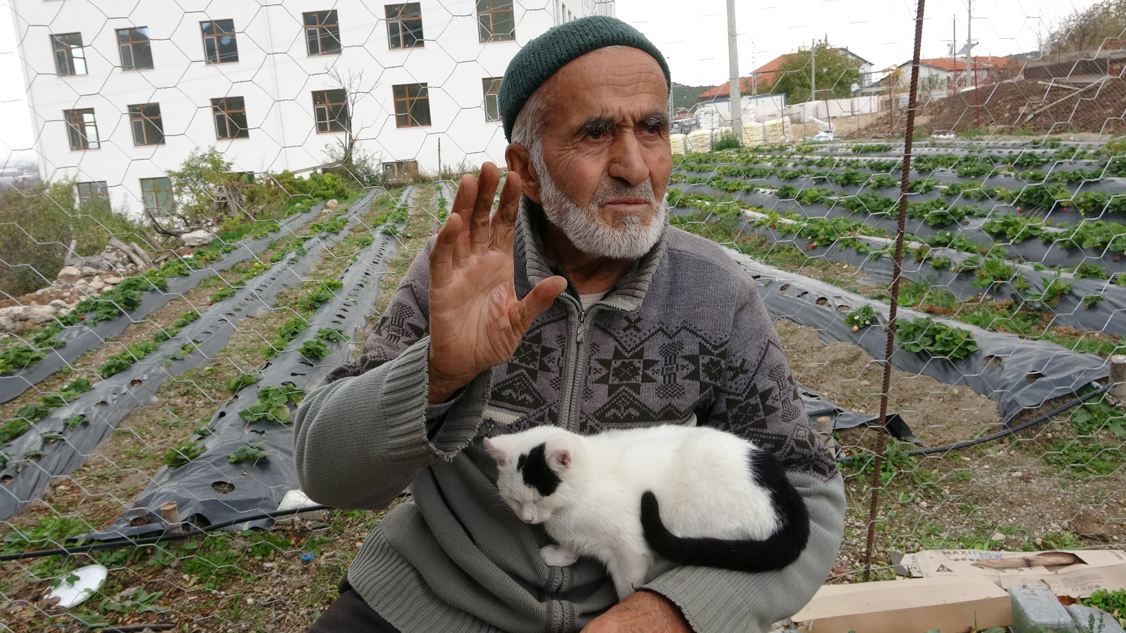 Turkiyenin Tanidigi Ibrahim Dededen Aci Haber Son Nefesini Hayir Yaparken Verdi 03