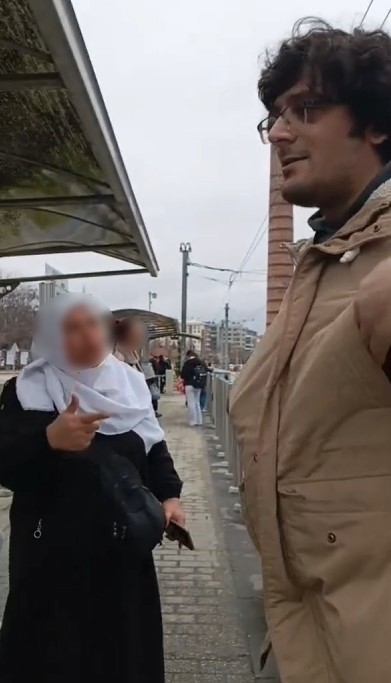 Uyku Apnesi Cihazıyla Dilencilik! Tramvayda Yaşanan Tartışma Sosyal Medyada Gündem Oldu (4)