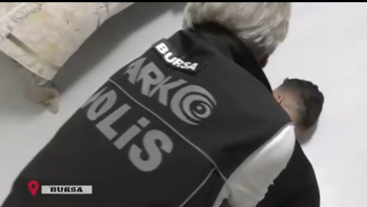 Uyuşturucu Şebekesine Ağır Darbe Metamfetamin, Kokain, Ecstasy Ele Geçirildi (6)