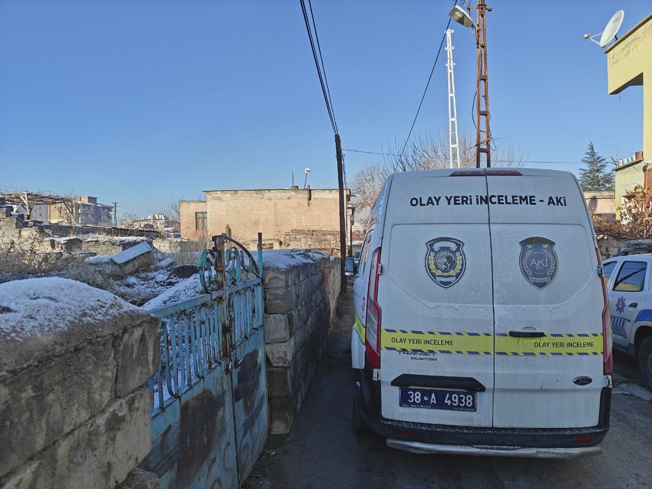 Yakınları Merak Etti, Acı Gerçek Evde Ortaya Çıktı! 2 Gündür Haber Alınamayan Kadın Evinde Ölü Bulundu (3)