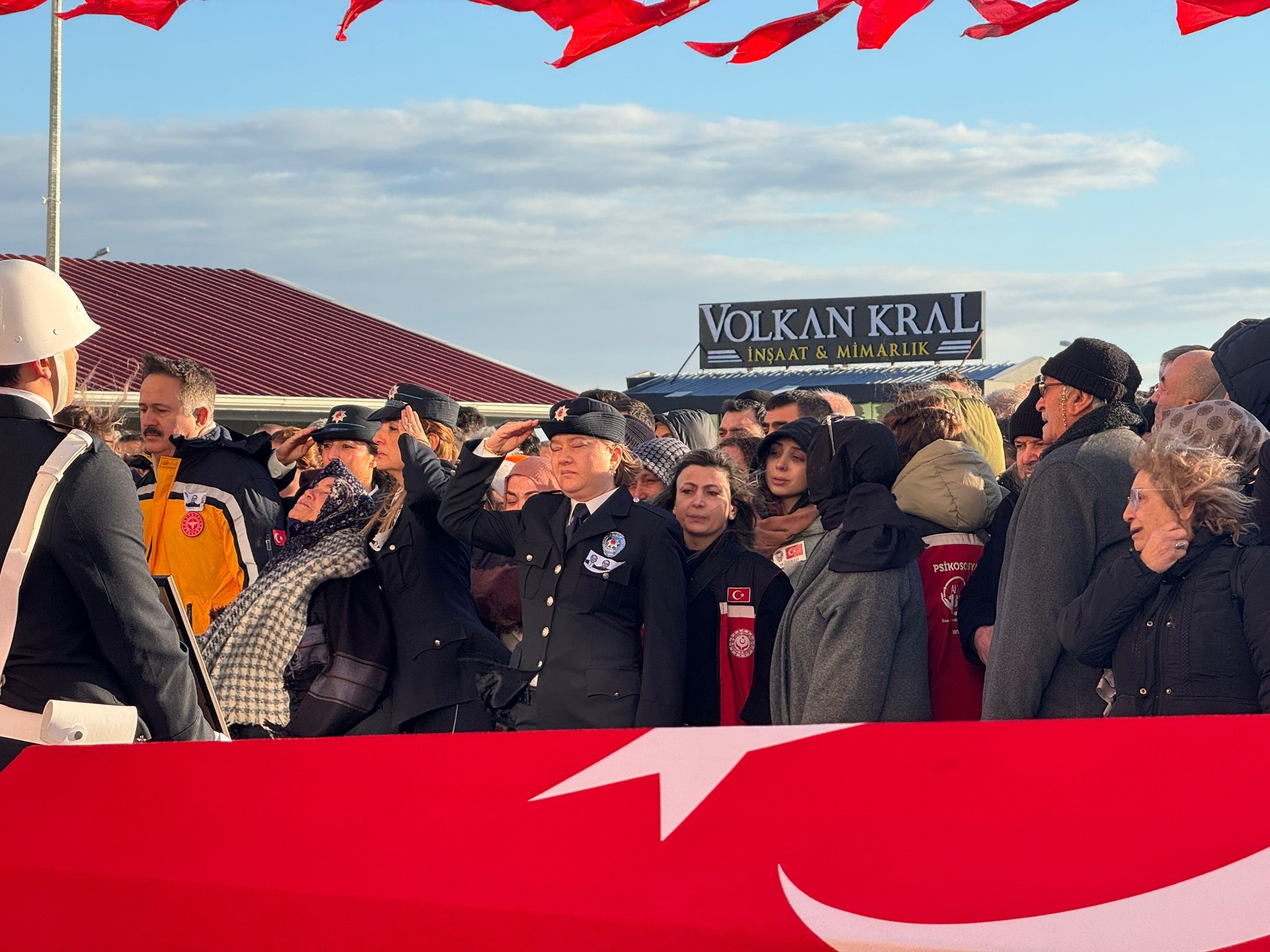 Yalova’da Deaş Operasyonunda Şehit Olan 3 Polis Için Tören Bakan Yerlikaya’dan Teröre Karşı Net Mesaj (9)