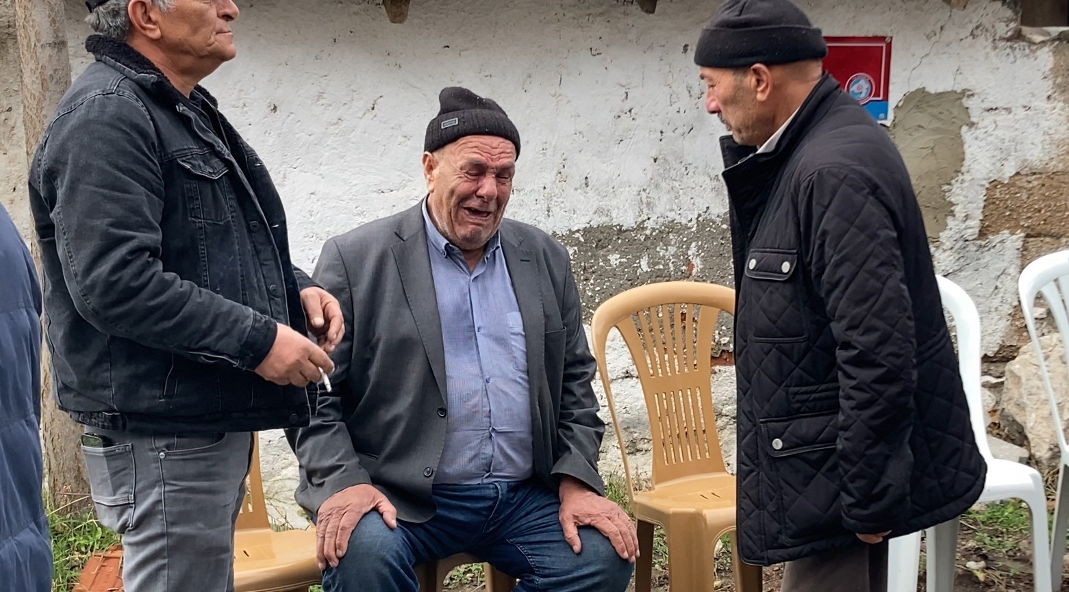 Yanan Aracın Yanında Başsız Cesedi Bulunmuşu! Babanın Feryadı Yürekleri Dağladı (9)