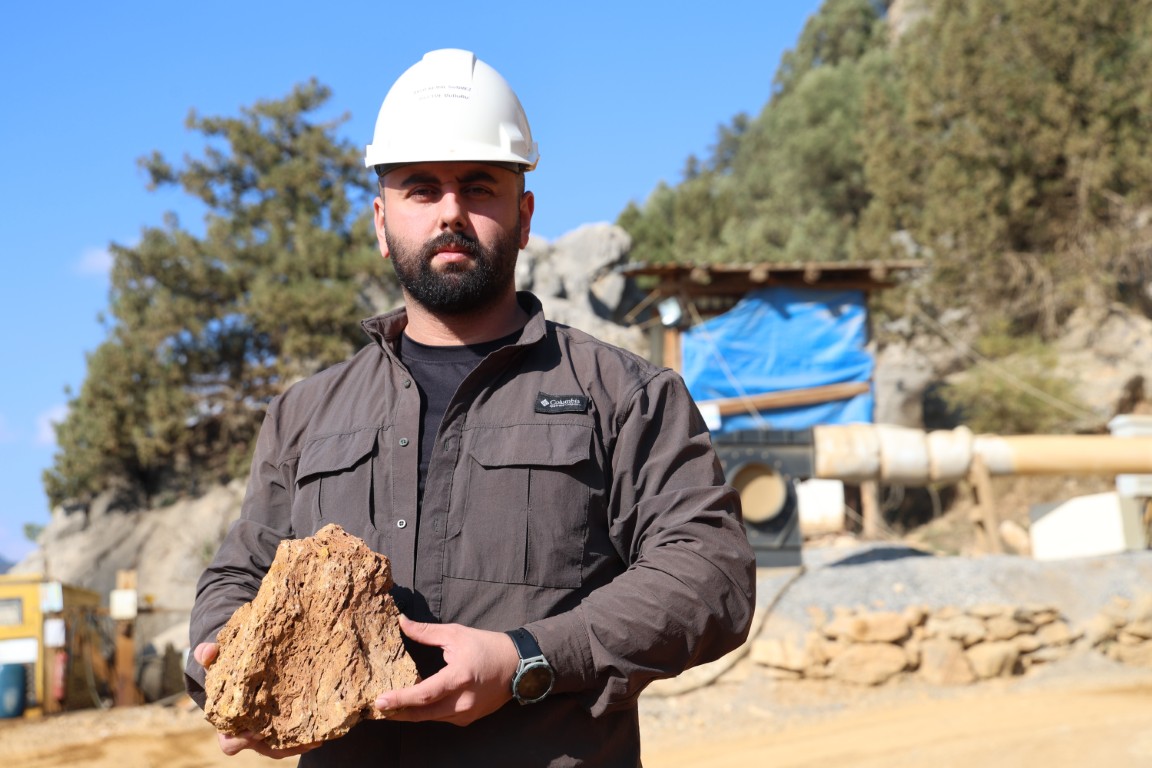 Yerin 700 Metre Altinda Hayat Mucadelesi Turkiyenin Cinko Gucu Madencilerin Omzunda (5) (Orta)