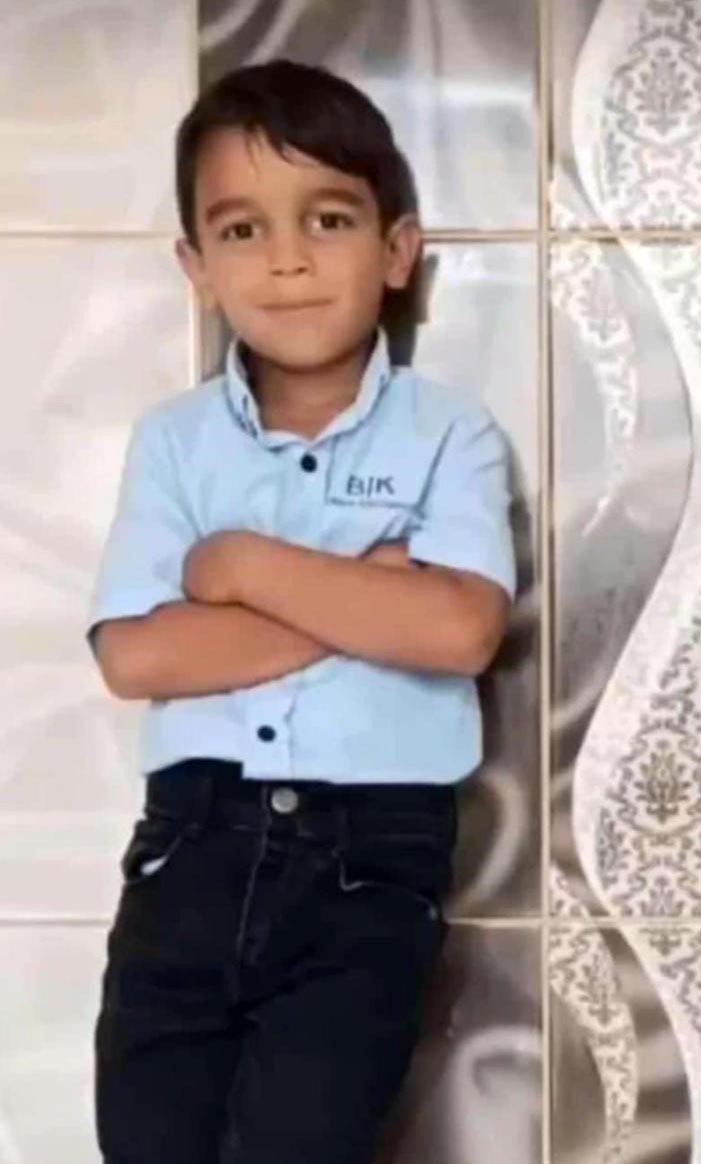 Yol Kenarında Kahreden Kaza! Kamyon Altında Kalan Küçük Turgay’dan Acı Haber (3)